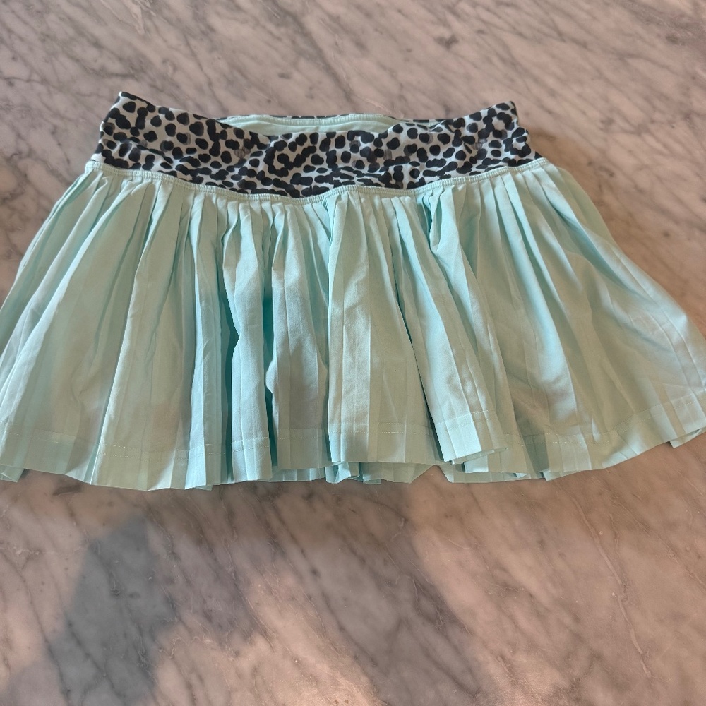 LULULEMON  pleated mint green tennis skirt